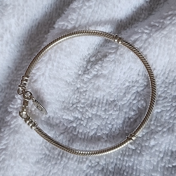 Pandora Charm Bracelet Sterling Silver 7" - Picture 1 of 4